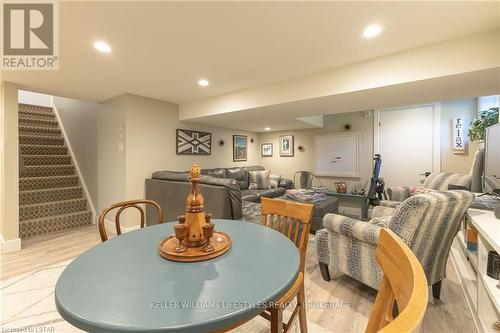 21 Chiniquy Street, Bluewater (Bayfield), ON - Indoor Photo Showing Dining Room