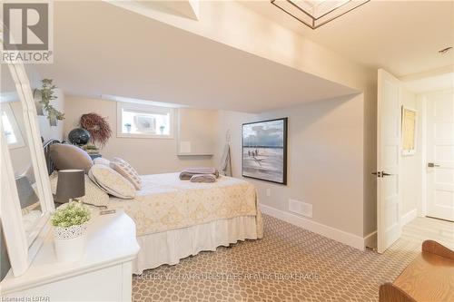 21 Chiniquy Street, Bluewater, ON - Indoor Photo Showing Bedroom