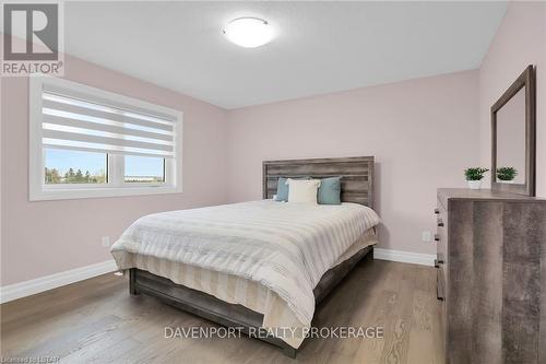 151 Mcleod Street Street, North Middlesex, ON - Indoor Photo Showing Bedroom