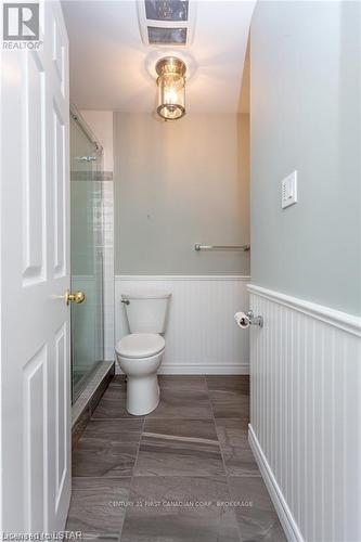 14 - 374 Front Street, Central Elgin, ON - Indoor Photo Showing Bathroom