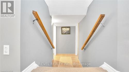 1523 Portrush Way, London, ON - Indoor Photo Showing Other Room