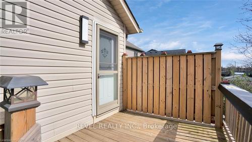 1523 Portrush Way, London, ON - Outdoor With Exterior