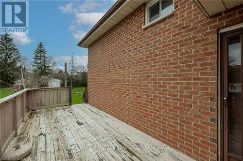 927 Willow Drive, London, ON - Outdoor With Exterior