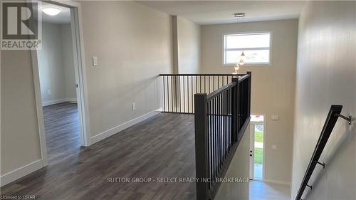6849 Royal Magnolia Avenue, London, ON - Indoor Photo Showing Other Room