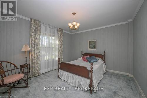 38 Braemar Crescent, London, ON - Indoor Photo Showing Bedroom