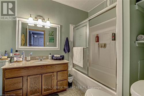 126 Inkerman Street, St. Thomas, ON - Indoor Photo Showing Bathroom