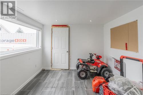 73634 London Road, Bluewater, ON - Indoor Photo Showing Other Room