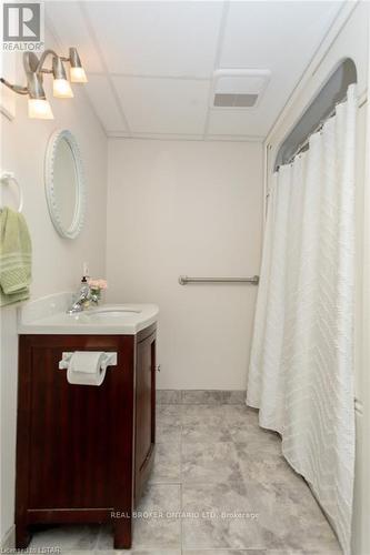 34684 Lieury Road, North Middlesex, ON - Indoor Photo Showing Bathroom