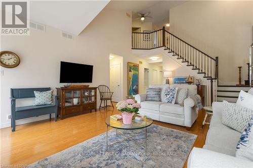 6 - 375 Edith Cavell Boulevard, Central Elgin (Port Stanley), ON - Indoor Photo Showing Living Room