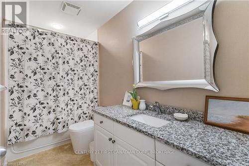 6 - 375 Edith Cavell Boulevard, Central Elgin (Port Stanley), ON - Indoor Photo Showing Bathroom