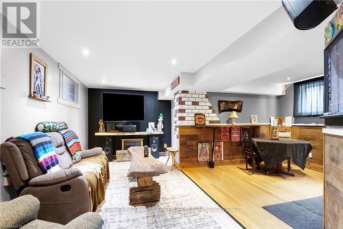 1673 Portrush Way, London, ON - Indoor Photo Showing Other Room