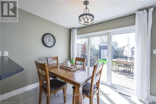 69 Shaw Boulevard, St. Thomas, ON - Indoor Photo Showing Dining Room
