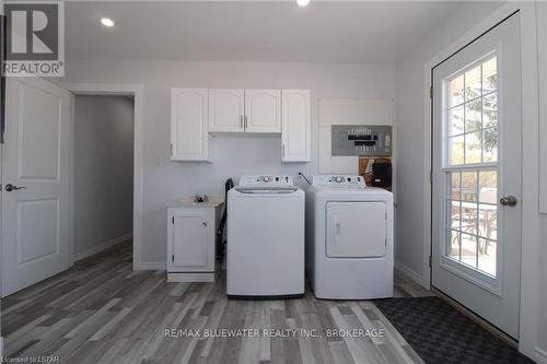45 John Street N, Bluewater, ON - Indoor Photo Showing Laundry Room