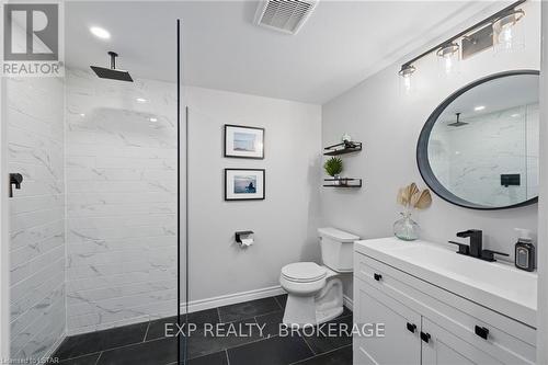 24 Acorn Trail, St. Thomas, ON - Indoor Photo Showing Bathroom