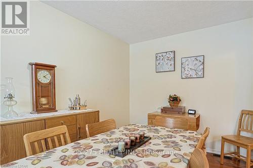 8 - 275 Wonham Street, Ingersoll, ON - Indoor Photo Showing Dining Room