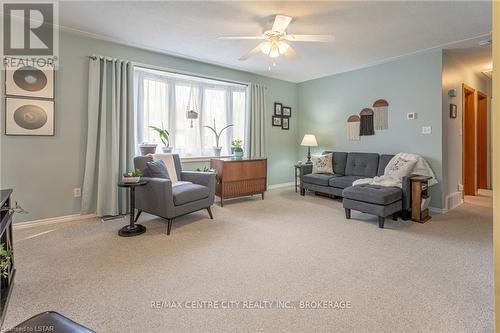 8 Dell Drive, Strathroy-Caradoc, ON - Indoor Photo Showing Other Room