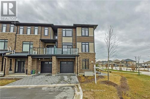 29 - 2610 Kettering Place, London, ON - Outdoor With Facade