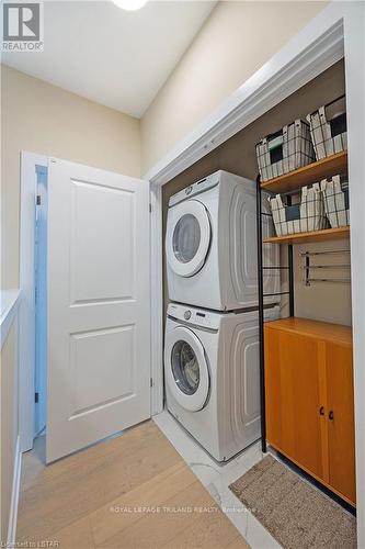 29 - 2610 Kettering Place, London, ON - Indoor Photo Showing Laundry Room