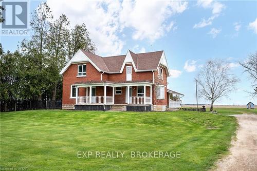 24321 Old Airport Road, Southwest Middlesex, ON - Outdoor With Deck Patio Veranda
