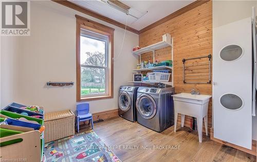 116 Main Street West Street, Norwich, ON - Indoor Photo Showing Laundry Room