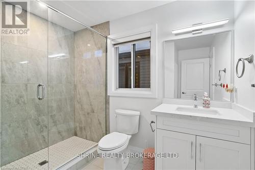 2637 Bobolink Lane, London, ON - Indoor Photo Showing Bathroom