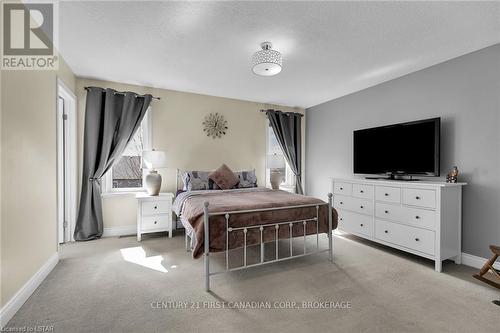 1249 Savannah Drive, London, ON - Indoor Photo Showing Bedroom