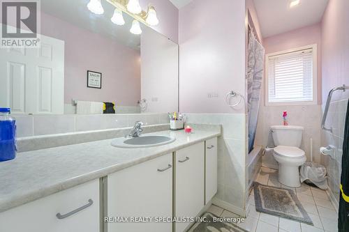21 Bighorn Crescent, Brampton, ON - Indoor Photo Showing Bathroom