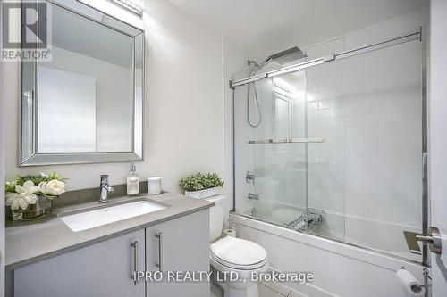 803 - 760 The Queensway, Toronto, ON - Indoor Photo Showing Bathroom