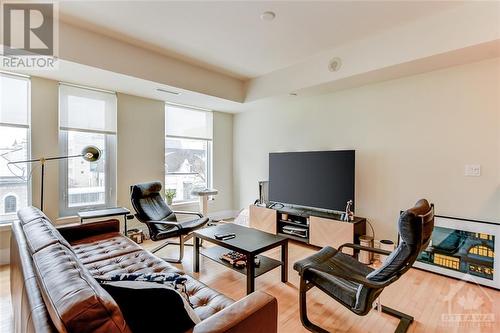 Living Room - 108 Lisgar Street Unit#504, Ottawa, ON - Indoor Photo Showing Office
