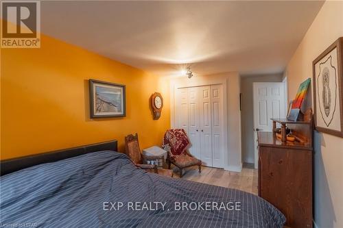 20 - 90 Ontario Street S, Lambton Shores, ON - Indoor Photo Showing Bedroom