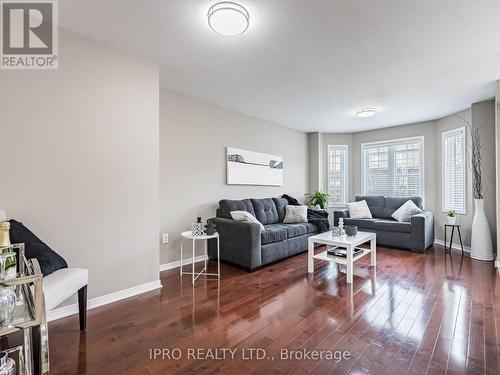 1364 Brandon Terrace, Milton, ON - Indoor Photo Showing Living Room