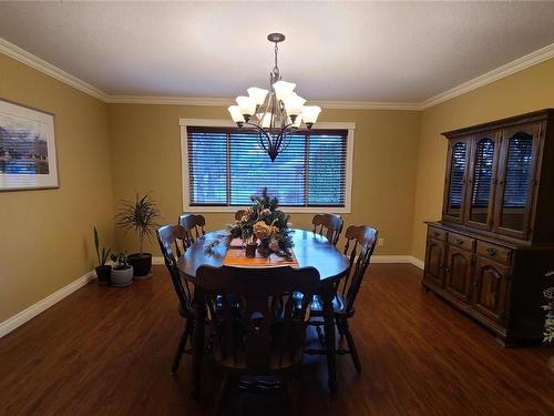 124 Sportsmens Bowl Road, Oliver, BC - Indoor Photo Showing Dining Room