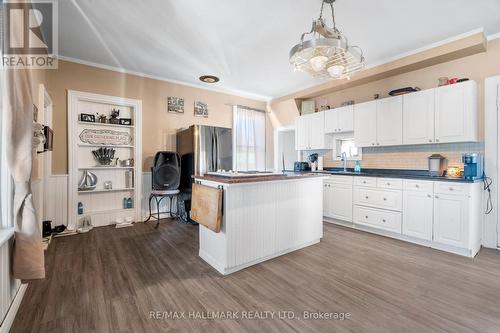 19 Marina Drive, Scugog, ON - Indoor Photo Showing Kitchen