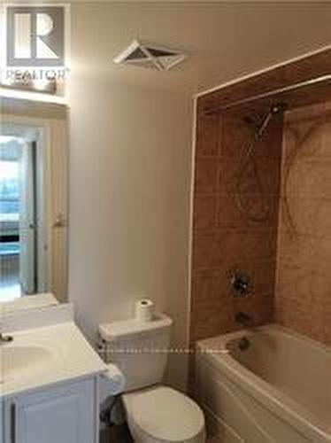 1018 - 18 Harding Boulevard, Richmond Hill, ON - Indoor Photo Showing Bathroom