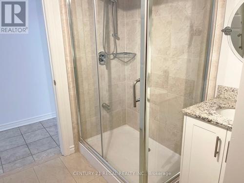 29 Gadani Drive, Markham, ON - Indoor Photo Showing Bathroom