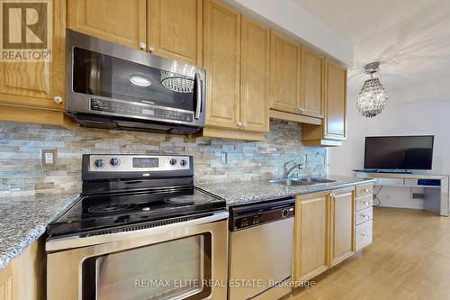 2719 - 80 Harrison Garden Boulevard, Toronto, ON - Indoor Photo Showing Kitchen With Double Sink