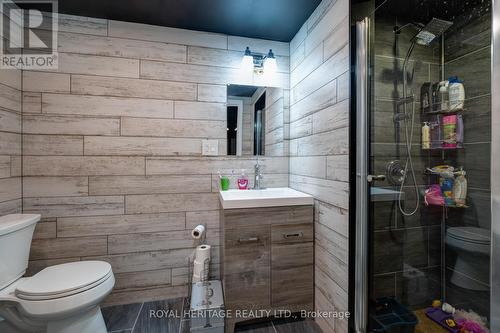 29 Barberry Court, Whitby, ON - Indoor Photo Showing Bathroom