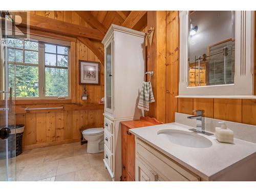 3020 Island Park Drive, Prince George, BC - Indoor Photo Showing Bathroom