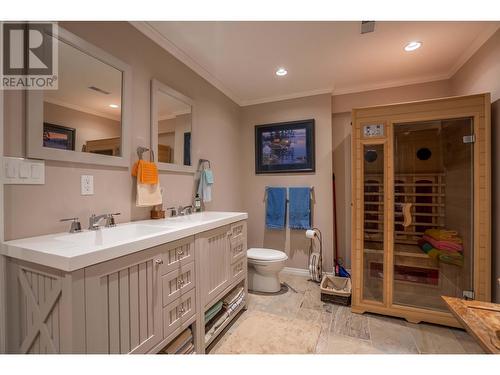 3020 Island Park Drive, Prince George, BC - Indoor Photo Showing Bathroom