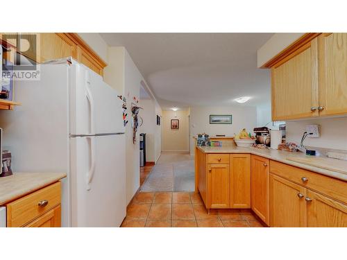 9307 62Nd Avenue Unit# 205, Osoyoos, BC - Indoor Photo Showing Kitchen