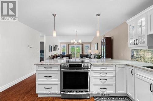 49 Aspen Drive, Quinte West, ON - Indoor Photo Showing Kitchen With Upgraded Kitchen