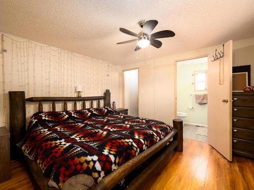 141-1555 Howe Road, Kamloops, BC - Indoor Photo Showing Bedroom