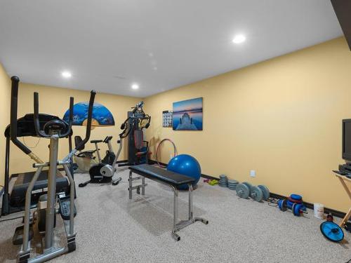 7629 Barnhartvale Road, Kamloops, BC - Indoor Photo Showing Gym Room