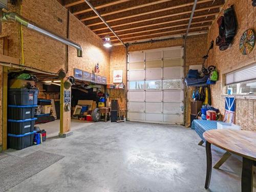 7629 Barnhartvale Road, Kamloops, BC - Indoor Photo Showing Garage