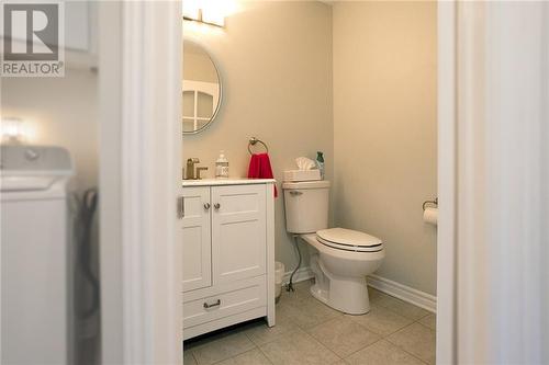 partial bath off laundry area - 5520 Bridlewood Court, Iroquois, ON - Indoor Photo Showing Bathroom