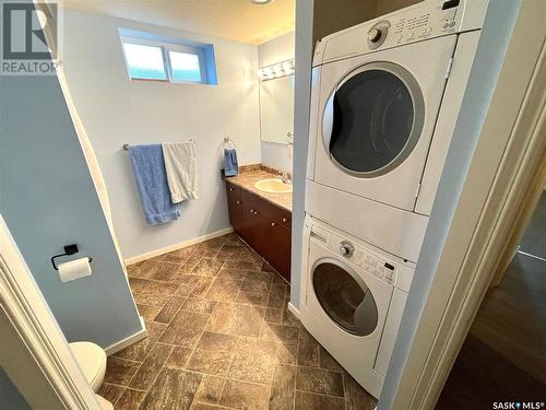 752 99Th Street, North Battleford, SK - Indoor Photo Showing Laundry Room