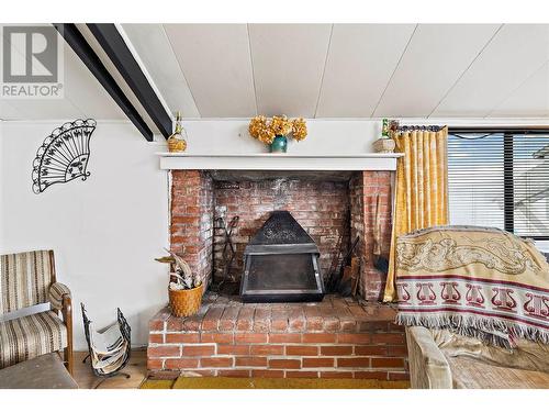 1665 Blind Bay Road, Blind Bay, BC - Indoor Photo Showing Living Room With Fireplace