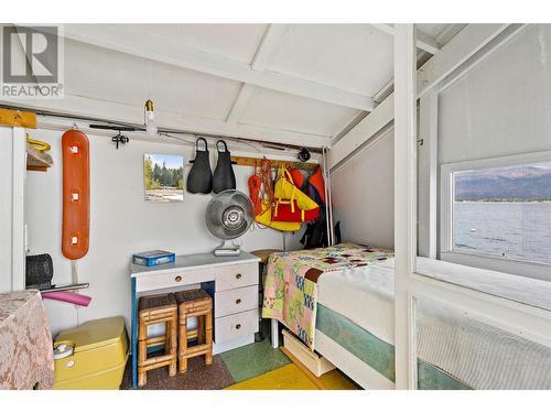 1665 Blind Bay Road, Blind Bay, BC - Indoor Photo Showing Bedroom