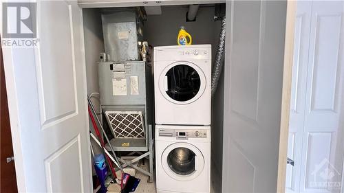 195 Besserer Street Unit#1402, Ottawa, ON - Indoor Photo Showing Laundry Room