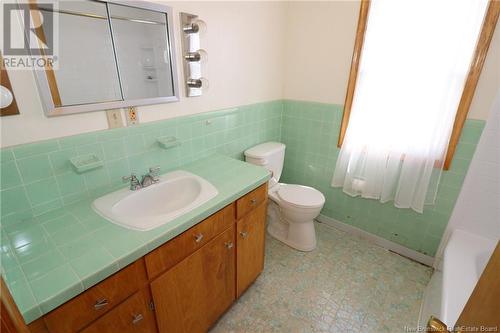 1177 Route 776, Grand Manan, NB - Indoor Photo Showing Bathroom